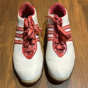 Women’s Adidas golf shoes. Size 9 Pink and white.